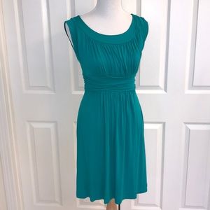 Gilli sleeveless teal knee length dress, M